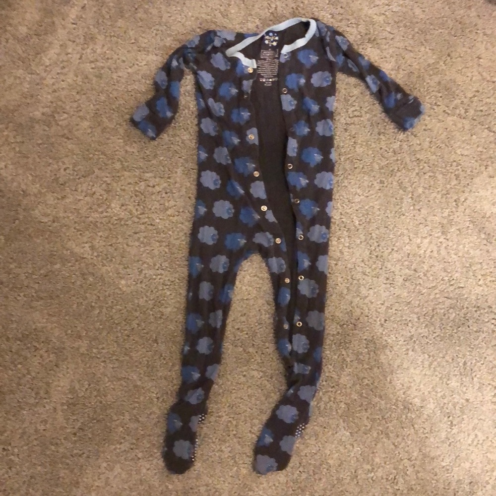 Kickee pants with 2 holes at the seam- see photo